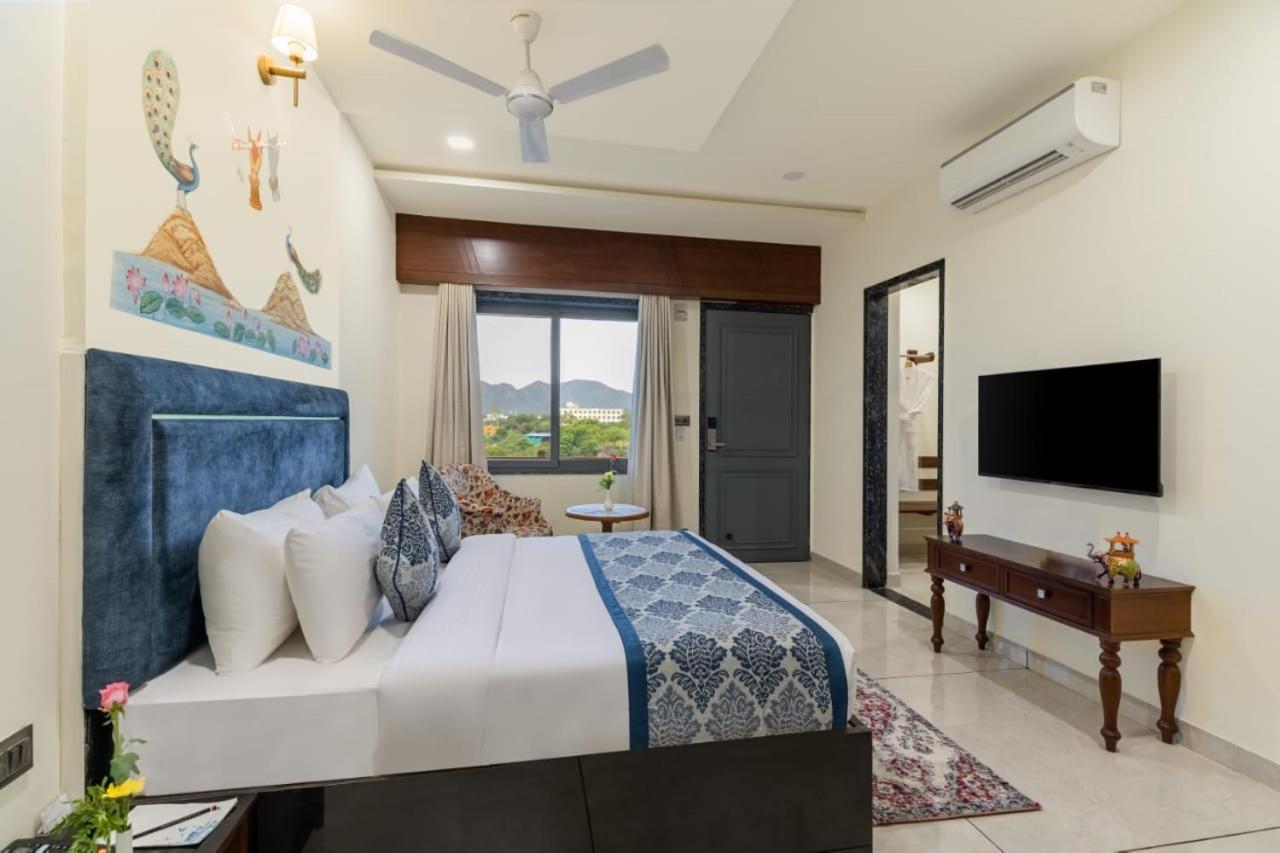 Traavista Aravali Mahal Hotel Удайпур Екстериор снимка