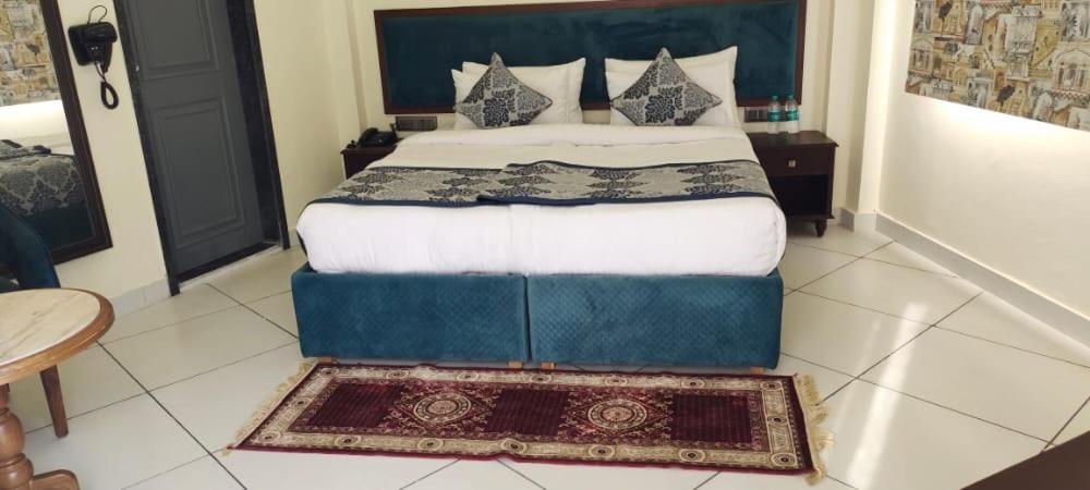 Traavista Aravali Mahal Hotel Удайпур Екстериор снимка